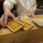 東麻布 天本 - 玄海島のムラサキウニ