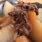 かんしゃ（下館ラーメンつくば軒 - 人気メニューの「出汁が美味しい肉じゃが」です！