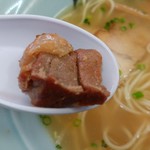 薩摩 - チャーシューは小振りだったから端っこはサービスかな？