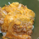 薩摩 - 卵は半熟より少し生に近いでしょうか