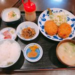 焼とりとり辰 - ビーフコロッケ定食¥680
