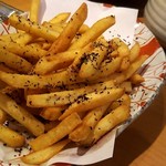 じろう桜 - じろう桜のポテトフライ（４００円）。