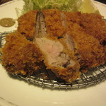 かつ好 - ヒレかつ　断面写真