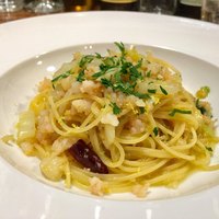 リストランテ ラ チャウ - ランチ Bコース 2,700円　海老と白菜のペペロンチーノ