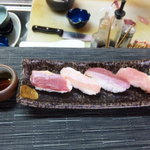 鳥公 - 鳥のにぎり風（酢メシでなく塩メシなのでおにぎり風）　