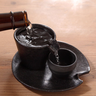 日本各地から厳選された日本酒多数！