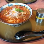 三宝亭 - 酸辣湯麺
            『すごく山椒の辛味のきいた酸辣湯麺です』