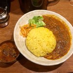 SPICY CURRY 魯珈 - 