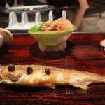 カハラ - 稚鮎の上にはカンボジアのアンコール・ペッパー