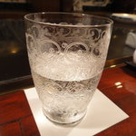 カハラ - 見るからに古そうなバカラ