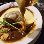 欧風カレー ボンディ - 熱々のカレーの上のチーズがトロ～(*￣∇￣)ノ