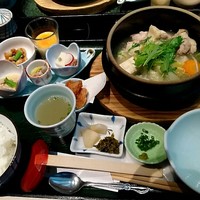 水たき料亭 博多華味鳥 ヒルトンプラザウエスト店 - 