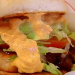 モスバーガー - ピリ辛“フルーツ味噌”チキンバーガー