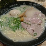 熟成とんこつラーメン専門 一番軒 - 