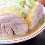 ラーメン二郎 - 豚