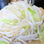 ラーメン二郎 - 野菜増し