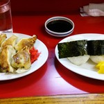 ぎょうざの美鈴 - あったかおむすび。ぱりじゅわ餃子。