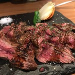 キッチンニトロ - 牛ハラミのタリアータステーキ