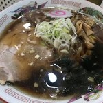 つじ製麺所 - ふるかわ手打ち煮干し蕎麦（600円税込）
何処か郷愁を誘う質実剛健な丼面