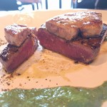 Spice&Dining KALA - 見事な火入れ。KALAのフォアグラは重くない。ソースも美味しいから食べられます(*^_^*)　フレンチのフォアグラは年齢的にキツくなってきたw