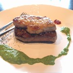 Spice&Dining KALA - ふるの牛のフォアグラのせ。美しい盛りつけ。フレンチじゃないよ。