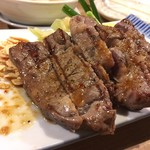 Tokuda Saketen - ギンギンステーキ。肉が食べたいならコレ！肉！