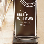 HALE WILLOWS - 看板