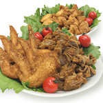 盛り山 - 総本家パック
もも12個、ムネ６個、手羽先6本、砂肝12個