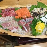 浜ちゃん  - ある日のお造り盛り6人前（船盛り）