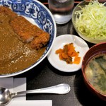 いと宇 - カツカレー　1,000円