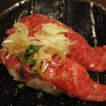 炭火焼肉 六本木 隆 - 炙りの握り