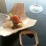 ひのきざか - 造り　鮮魚二種　この器もまた個性的☆