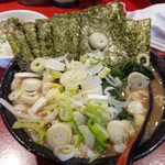 ラーメン 厚木家 - ネギ増しです♪(σ≧▽≦)σ(笑)