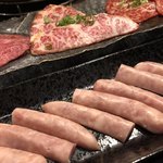 焼肉処國 - おばあちゃんの手作りウィンナー