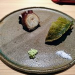 鮨 さかい - 蛸と唐津の蒸し鮑