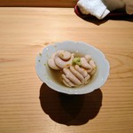 鮨 さかい - 固形の白子です。煮出汁も美味しい。