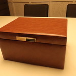 グランド ダイア - 高そうな箱