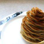 アヴランシュ・ゲネー - モンブラン・ジョンヌ