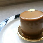 アヴランシュ・ゲネー - ルナール