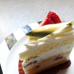 アヴランシュ・ゲネー - フレザリア