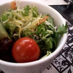 ふるさと料理 杉の子 - 焼き物はみやざき地頭鶏炭火焼きサラダ添え。