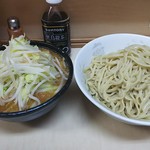 ラーメン二郎 - つけ麺、ブタ増し
            [ヤサイ]