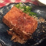 立呑み処 まるや - 自家製厚揚げ