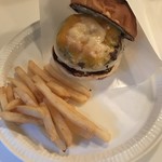 クアトロチーズバーガー