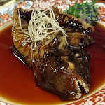 虎丸 - 『本日釣りたて　旬いがみ（ブダイ）の煮付け』　伊勢　虎丸