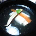 Ryotei Tanokura - 金目鯛の餅巻き　京人参と鮑茸　千枚大根　木の芽