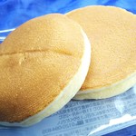 ファミリーマート - 料理写真:ふんわりホットケーキ108円