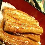 神戸たむら - やわらかウナギ　　デカ！