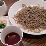 休日や - もりそばの黒