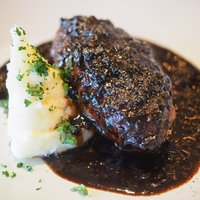 上野洋食遠山 - ランチコース 1998円 の上野洋食遠山特選デミグラスハンバーグ